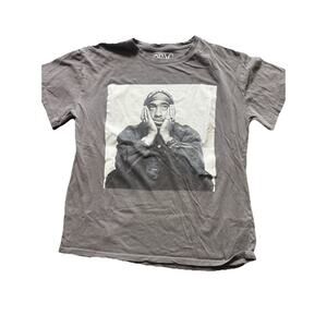 Official licensed 2Pac Authentic licensed 2Pac (Tupac Shakur) graphic t-shirt L